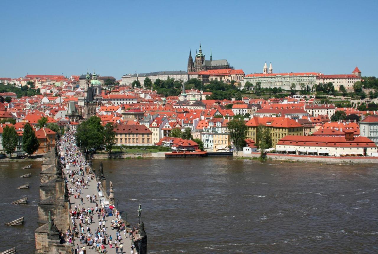 Apartment Vltava Prague Exterior photo